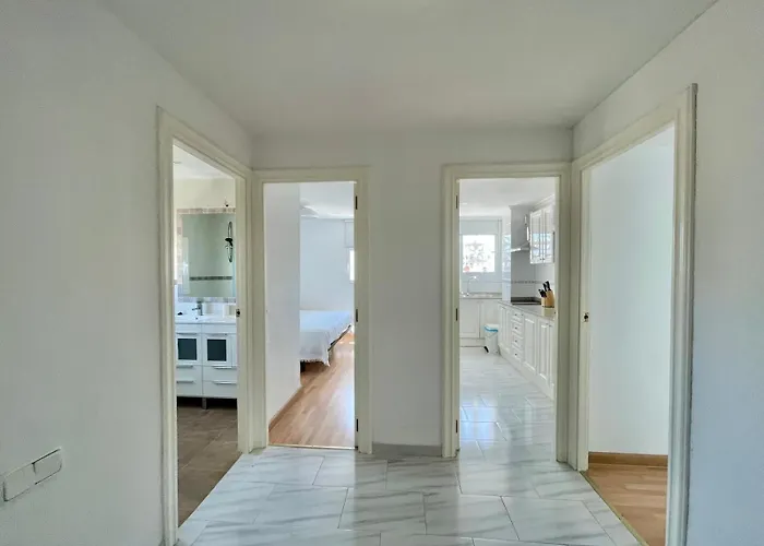 Torre Coblanca Seafront Appartement *