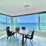 Torre Coblanca Seafront 아파트 *
