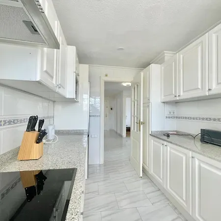 Apartment Torre Coblanca Seafront Benidorm