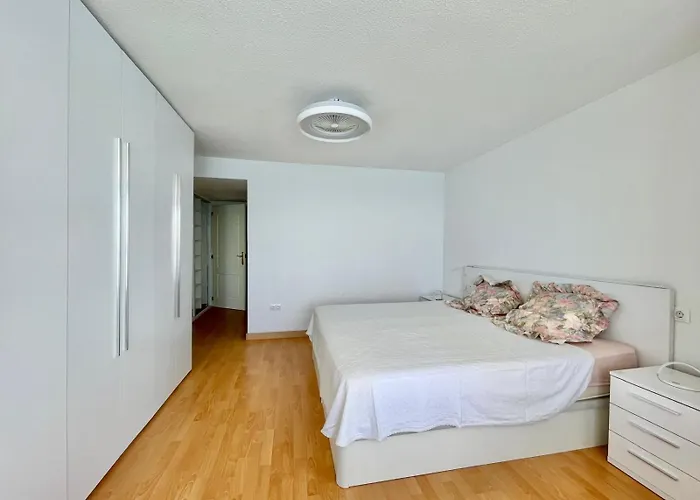 Torre Coblanca Seafront * بينايدورم