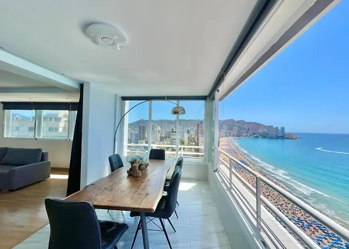 Torre Coblanca Seafront 아파트